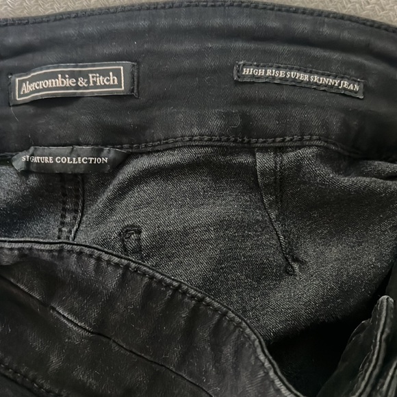 Abercrombie and Fitch HR stretch jeans - Picture 6 of 7